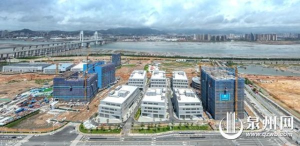 盛康配资 泉州南翼国家高新区国际芯创港项目二期、三期全面封顶